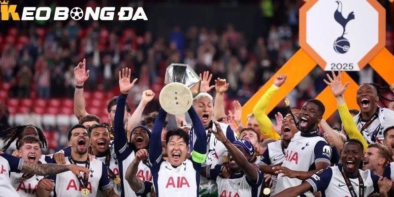 Đội vô địch Europa League sẽ được đặc cách vào thẳng vòng bảng Champions League mùa sau